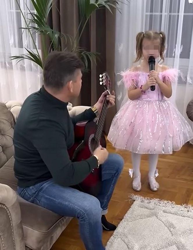 Zenek Martyniuk - dziadek Zenek zakochany w Laurze