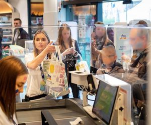 Konkurent Rossmanna otwiera kolejny sklep w Warszawie. Drogeria DM