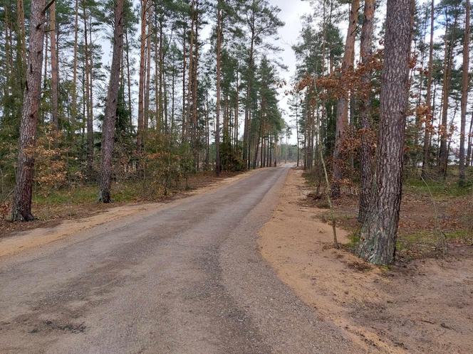 Ulica Szydłowskiego zmieniła oblicze. Punkt turystyczny południowy brzeg zalewu Lubianka