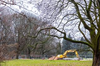 Remont parku Skaryszewskiego w Warszawie na początku marca 2024 r.