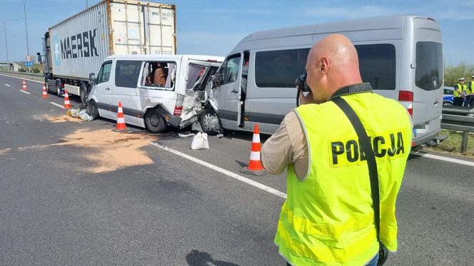 Poważny wypadek na A1! Wielu poszkodowanych, droga zablokowana