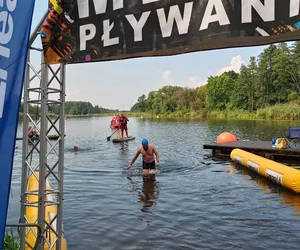 Wystartowali młodsi i starsi., zawodowcy i pasjonaci  Trwa 12 Kozienice Triathlon '2023