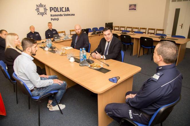 Policjanci podziękowali gruzińskiemu mistrzowi zapasów 