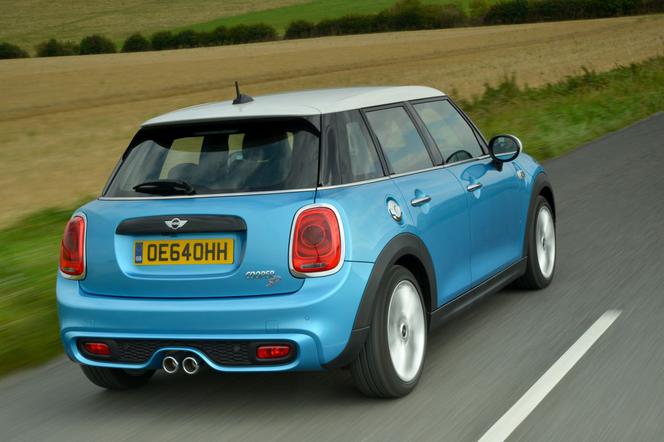 Mini Cooper 5D 2015