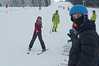 Karatecy ze Skarżyska szaleli na stoku narciarskim w Krajnie! Wideo i zdjęcia