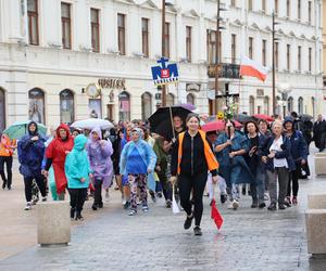 Lubelska Piesza Pielgrzymka na Jasną Górę 2024. Pątnikom deszcz niestraszny!