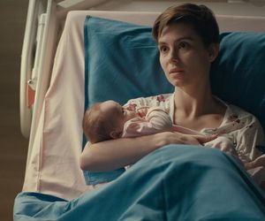 	Na dobre i na złe odc. 959 finał sezonu. Blanka (Pola Gonciarz), jej córka Nina (Michalina Grot)