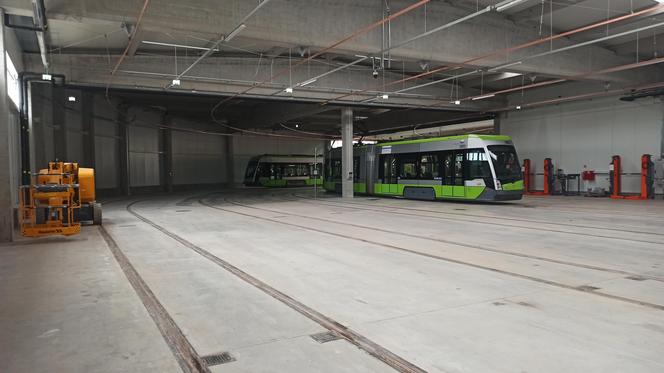 Otwarcie nowej zajezdni tramwajowej oraz pierwsza przejażdżka nową linią tramwajową na Pieczewo