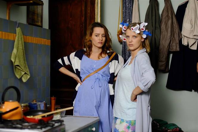 O mnie się nie martw. Iga Małecka (Joanna Kulig), Ewa (Katarzyna Maciąg)