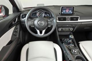 Nowa Mazda 3 sedan 2014