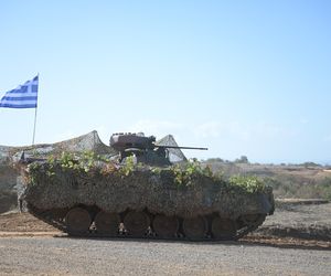 Ponad 400 nowych wozów bojowych i modernizacja czołgów. Niemcy kuszą Grecję