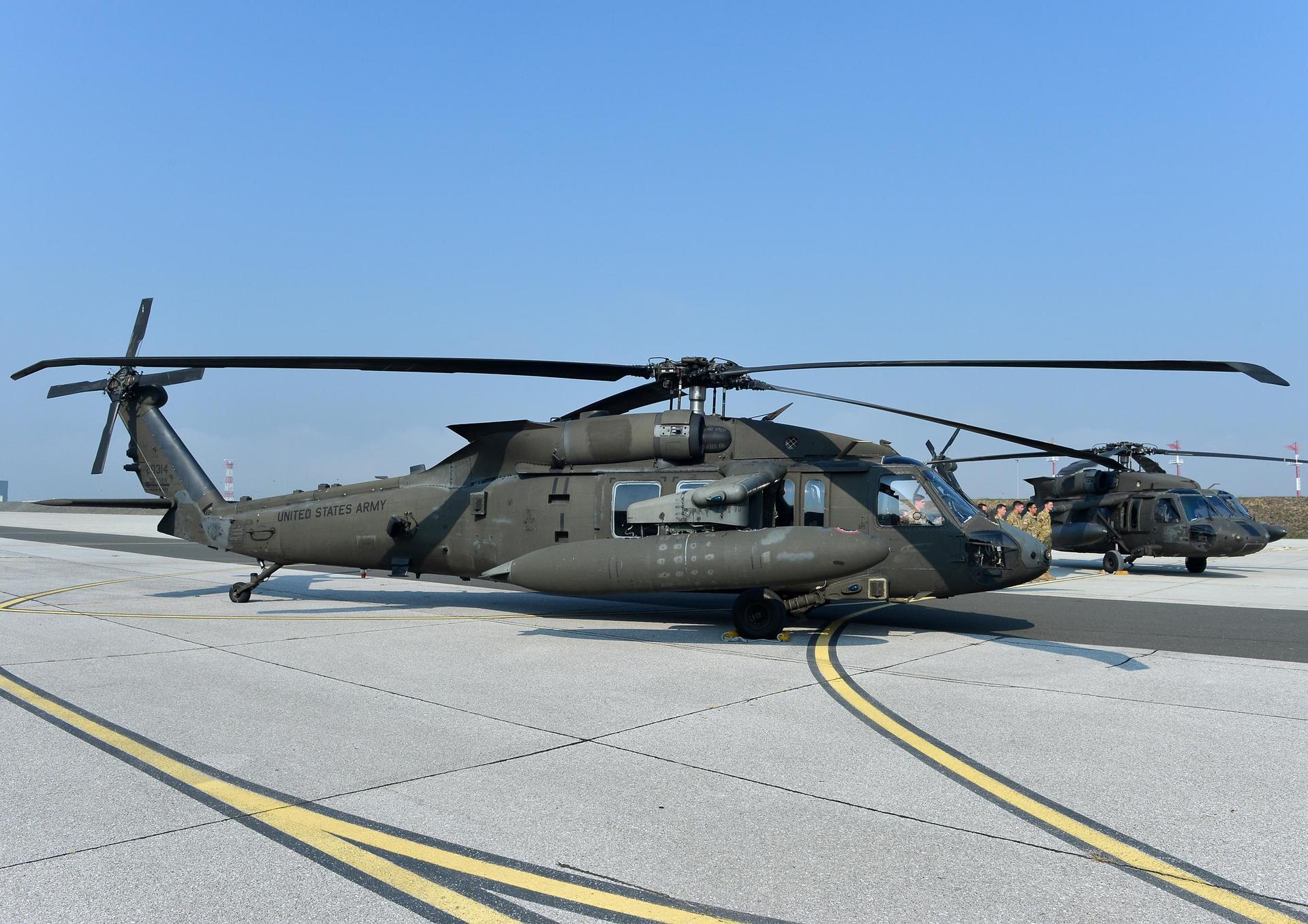 Chorwackie śmigłowce Mi-8MTV-1 oraz UH-60M Black Hawk