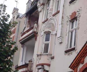 Zabytkowa kamienica w Olsztynie na sprzedaż. To największy pustostan w centrum miasta