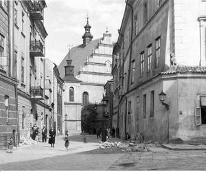 Stare Miasto w Lublinie na czarno-białych fotografiach. Musicie zobaczyć te zdjęcia!
