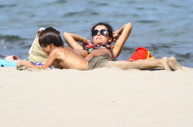 Marta Kaczyńska nad Bałykiem niczym grecka bogini!