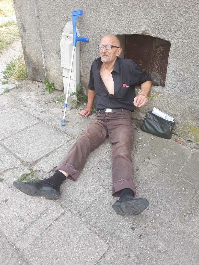 Trzy dni czekał na gips