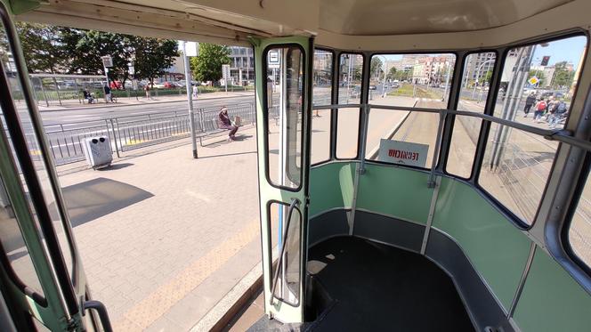 Zabytkowe tramwaje i autobusy na ulicach Wrocławia! Sprawdź, gdzie znaleźć je w sierpniu 