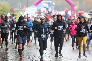 Bieg Bądź aktywny - przegoń raka. 6. edycja w Katowickim Parku Leśnym