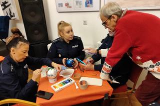 Malowanie bombek - Przyjaciele Dzieciom 2023