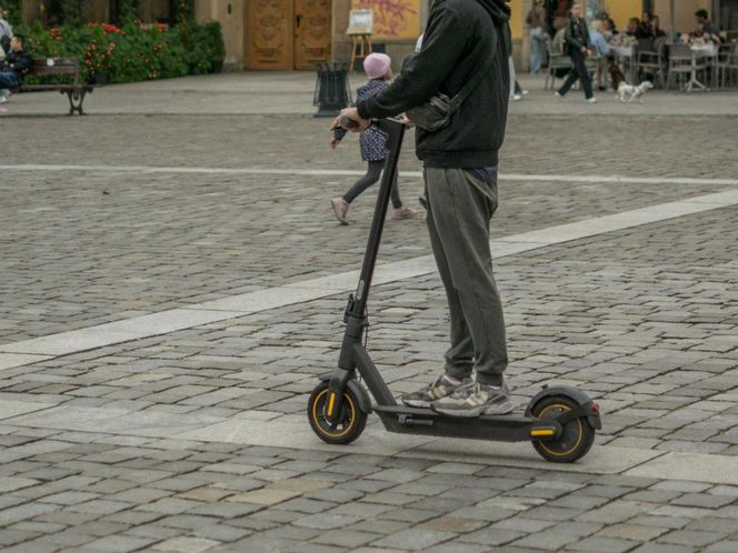 Hulajnoga elektryczna