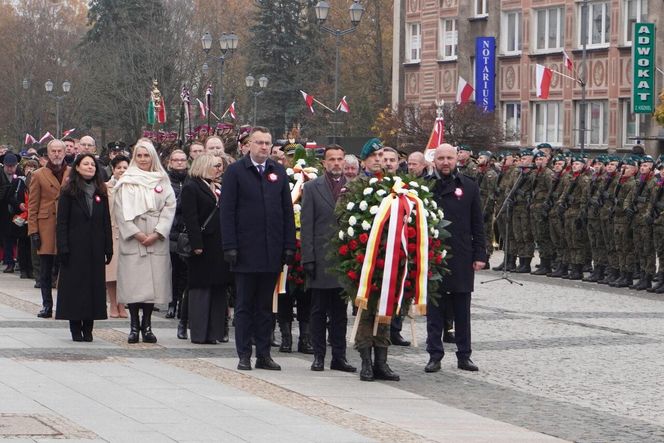 Tak białostoczanie uczcili Narodowe Święto Niepodległości 2024 w Białymstoku [ZDJĘCIA]