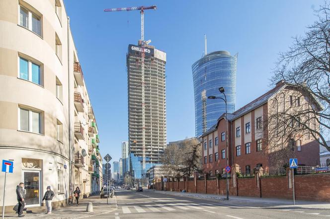 Najwyższy budowany obecnie wieżowiec w Polsce. Nowy gigant The Bridge ma już 174 metrów wysokości