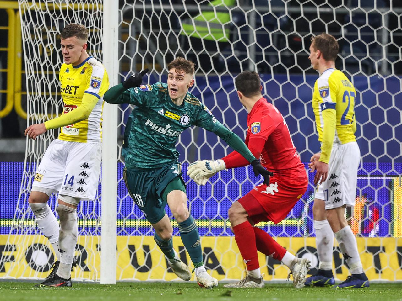 Szymon Włodarczyk pogrążył kumpla ojca. Tak dał Legii awans w Pucharze Polski