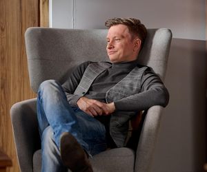 Igor odkryje, że Julka zarabia rozbierając się w sieci!