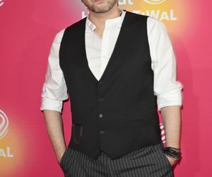 Tak wygląda Gabriel Fleszar. Zupełnie się nie zmienił!