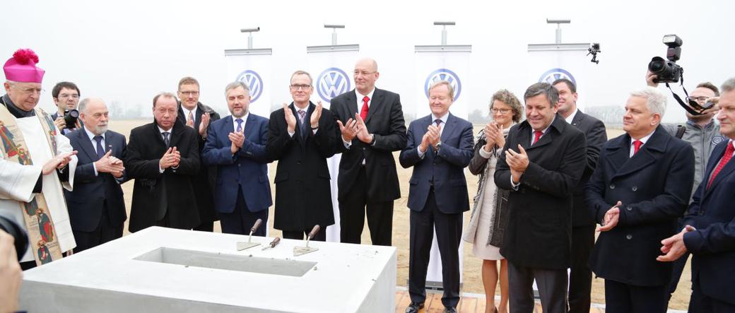 wmurowanie kamienia węgielnego pod fabrykę