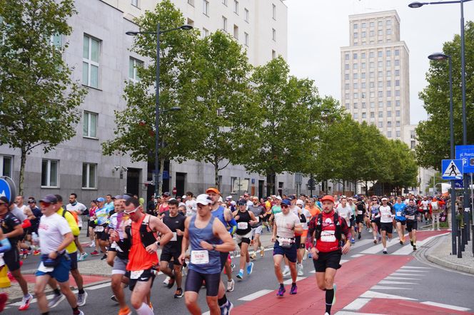 Uczestnicy Maratonu Warszawskiego 2025