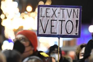 Lex TVN - PROTESTY odbyły się w całym kraju. Jest APEL DO PREZYDENTA