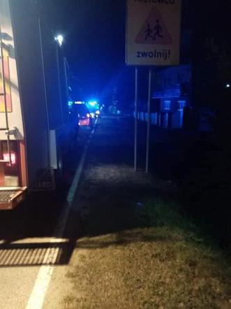 Nocny pożar na Sądecczyźnie. Strażacy dwa razy gasili płonący budynek
