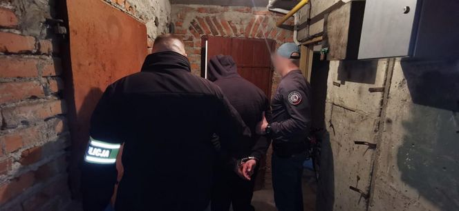  Narkotyki za 300 tys zł. 