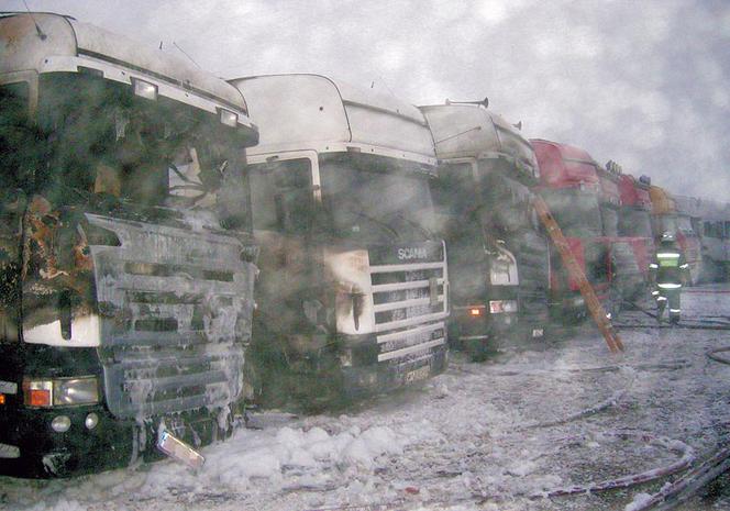 Pożar w bazie transportowej