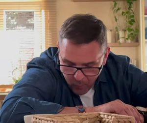 Co wydarzy się w nowych odcinkach Rodzinki.pl? Adam Zdrójkowski pokazał zdjęcia z planu serialu