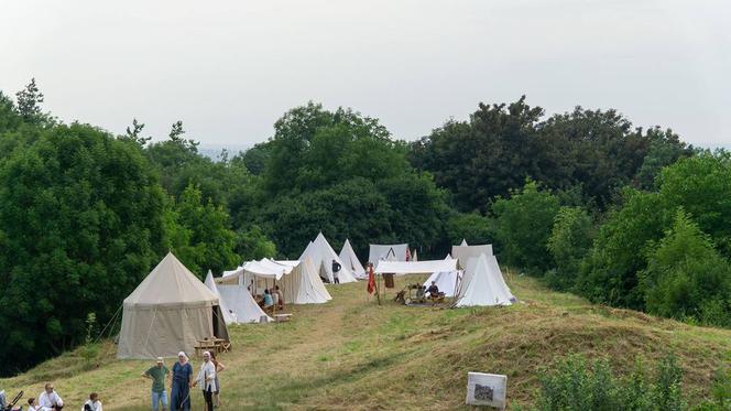 Tarnów: Bitwa o zamek na górze św. Marcina. W ruch poszły miecze i łuki