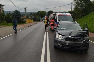 Trzy promile, dwie osoby w szpitalu! Zderzenie na DK 42 w Stykowie [ZDJĘCIA]