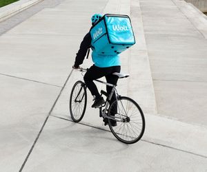 Ujawnili jak działa algorytm i ile płacą kurierom