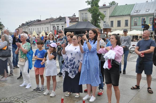 Dni Kielc 2023. Jarmark na ulicy Sienkiewicza, sceny na Placu Artystów i w Rynku