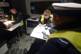 Kontrola drogowa. Policja sprawdzała taksówki z aplikacji