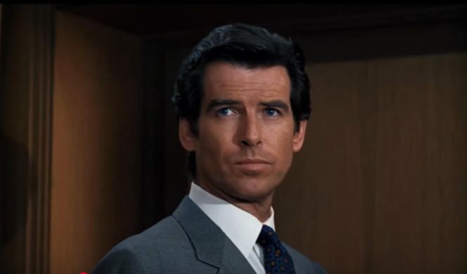 Pierce Brosnan jako James Bond 