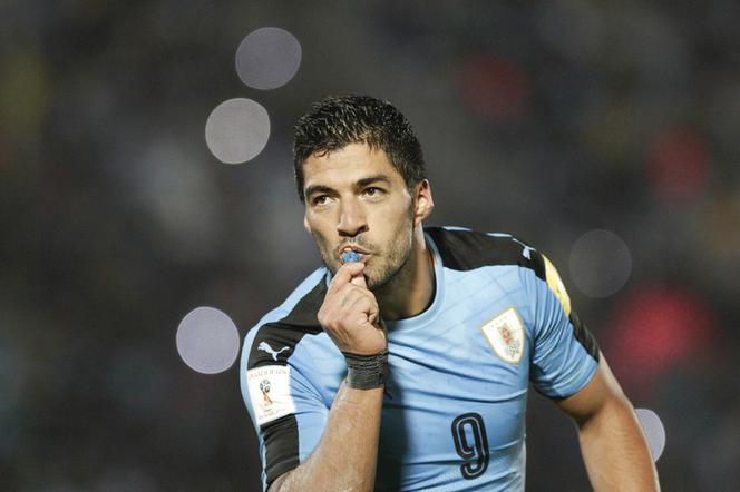 Luis Suarez po golu z Paragwajem