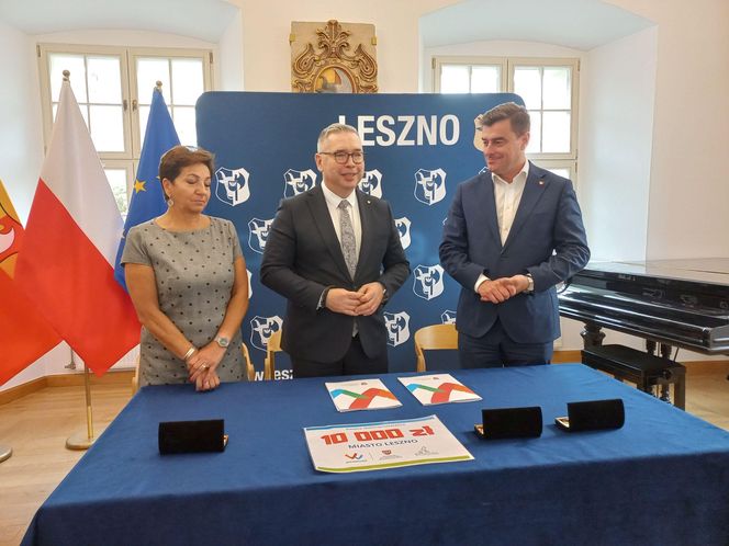 W Lesznie podpisano umowy o przyznaniu dofinansowań z programu „Wielkopolska przyjazna zwierzętom”