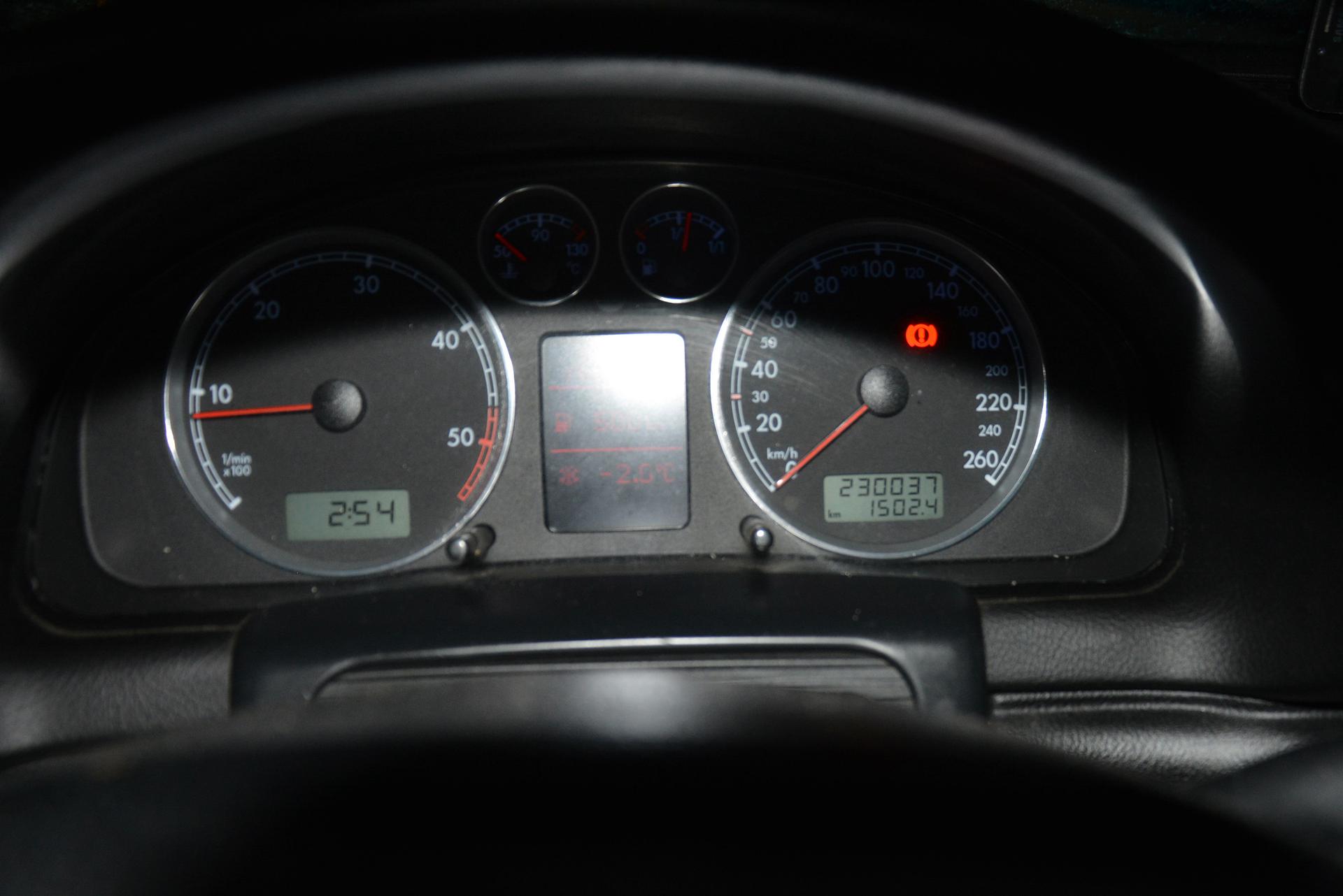 Passat z przebiegiem skręconym o ponad 300 tys. kilometrów! Rażąca