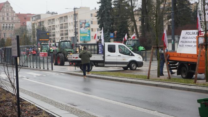 Protest rolników w Olsztynie 21 lutego. Co dzieje się w centrum?