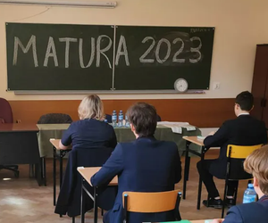Matura z matematyki 2023. Mamy pełne rozwiązania i odpowiedzi z matury w starej formule 2015 oraz nowej formule 2023. Sprawdź, czy zdałeś