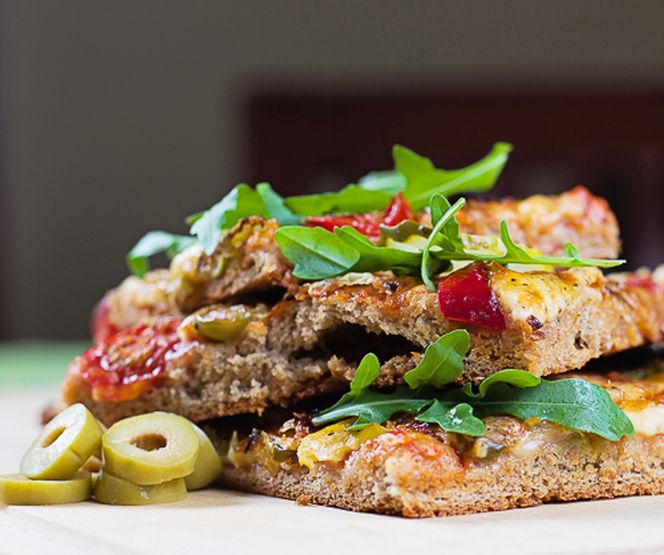 Pizza z mąki żytniej: sprawdzony przepis