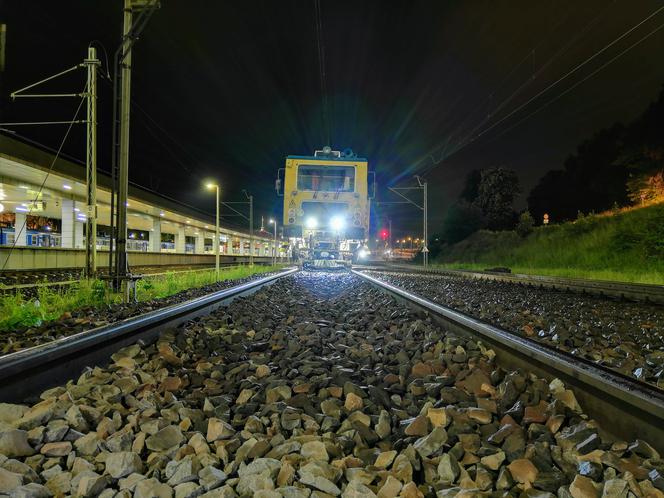 Szybciej z Olsztyna do Braniewa. Pociągi zwiększą prędkość do 100 km/h [FOTO]