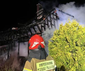 Tragiczny pożar w Mirczu. W zgliszczach domu znaleziono ciało kobiety